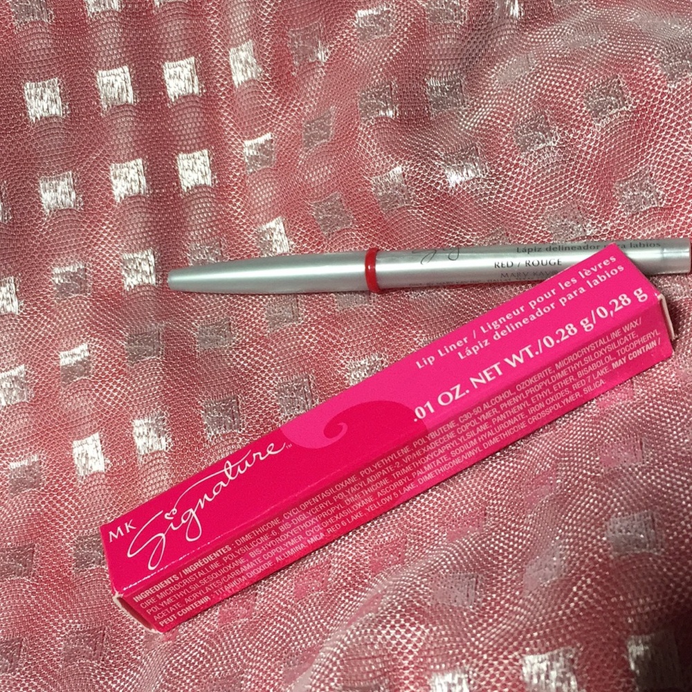 💋💄RED LIP LINER Mary Kay Signature NIB 006674